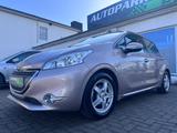 Peugeot 208 Allure -KLIMA-SOMMER&WINTERRÄDER!! - gebrauchte Peugeot 208 aus dem Jahr 2013