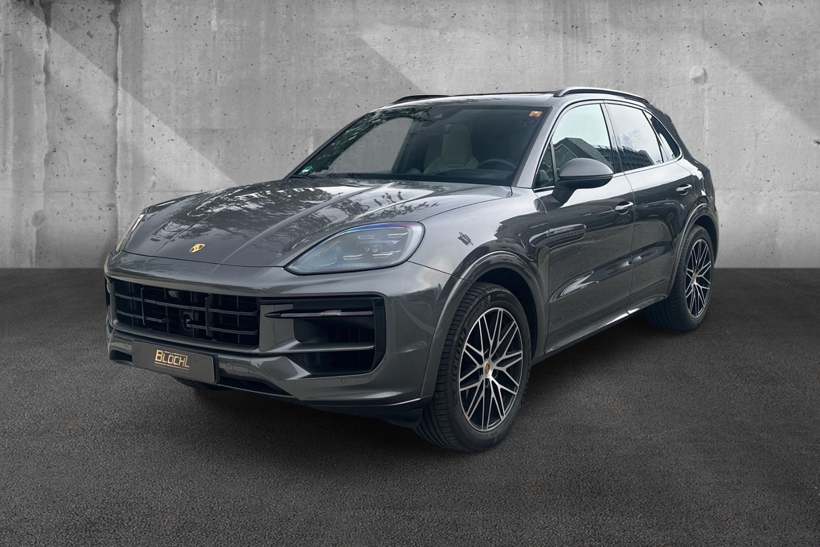 Fahrzeugabbildung Porsche Cayenne*Sport Design*Pano*360° Kam*Bose*Head-Up