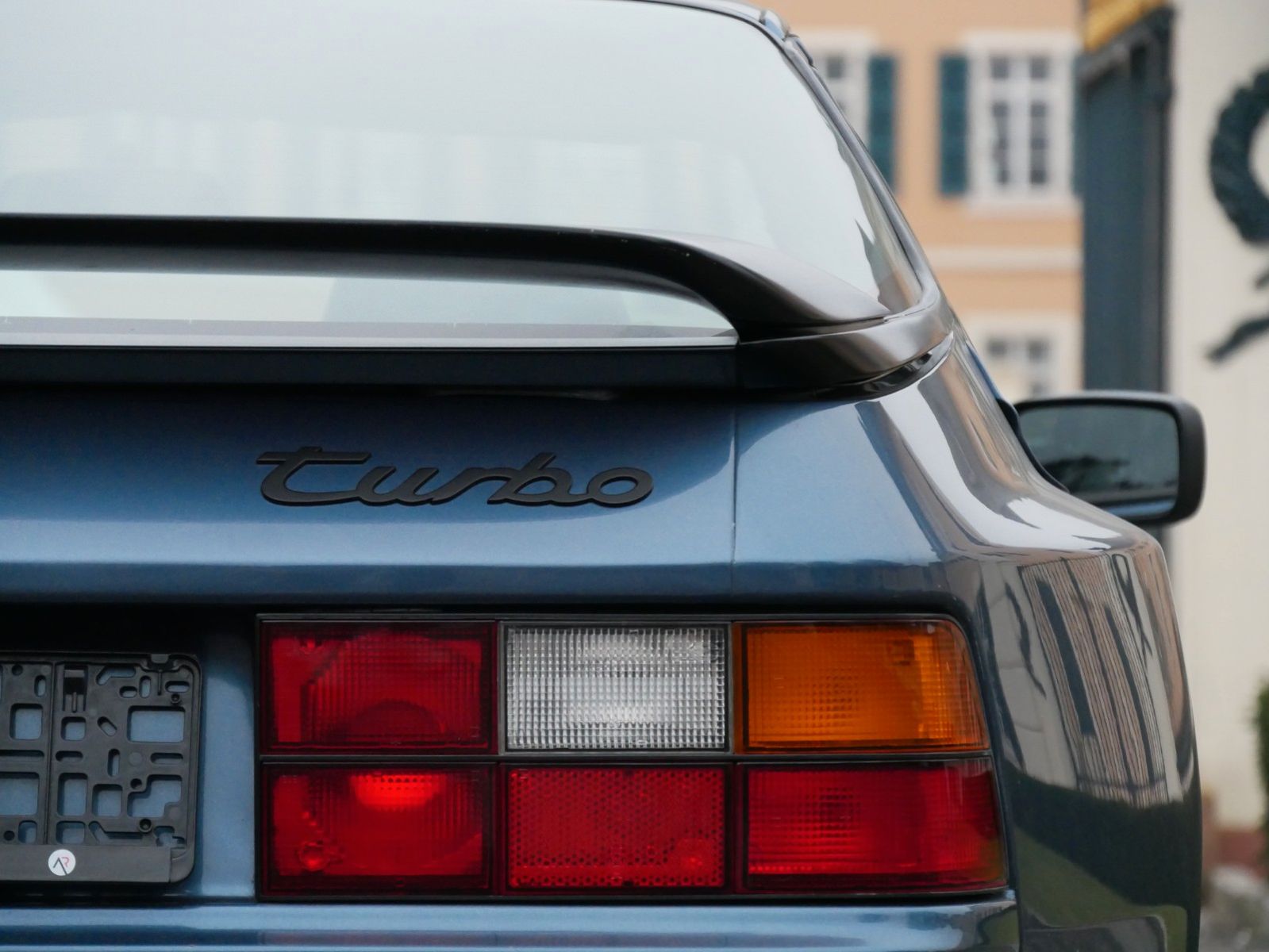 Fahrzeugabbildung Porsche 944 Turbo
