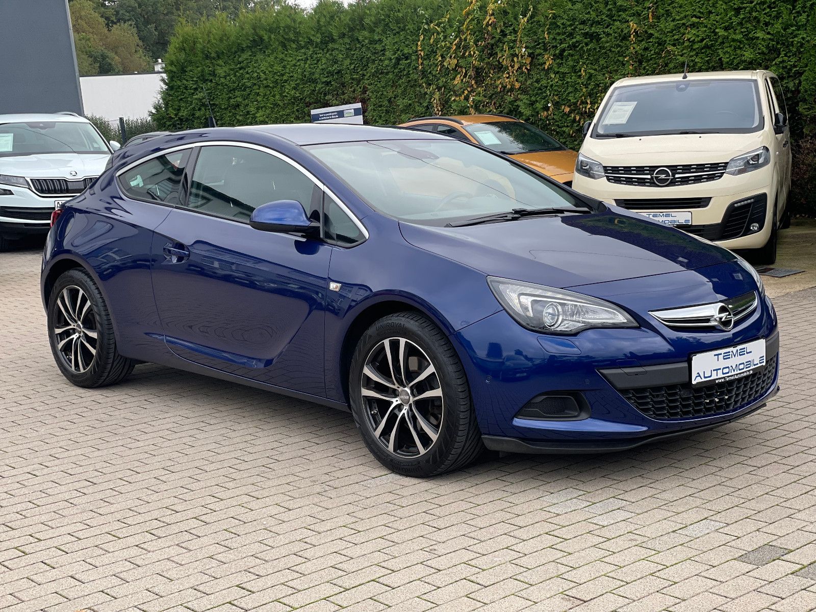 OPEL Astra, 2014, Benzin, 200 PS