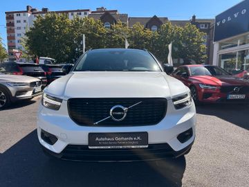 Volvo XC40 - 2