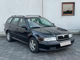 Skoda Octavia Combi 2.0 Benzin 115 PS ! TÜ... - Skoda Octavia aus 2000