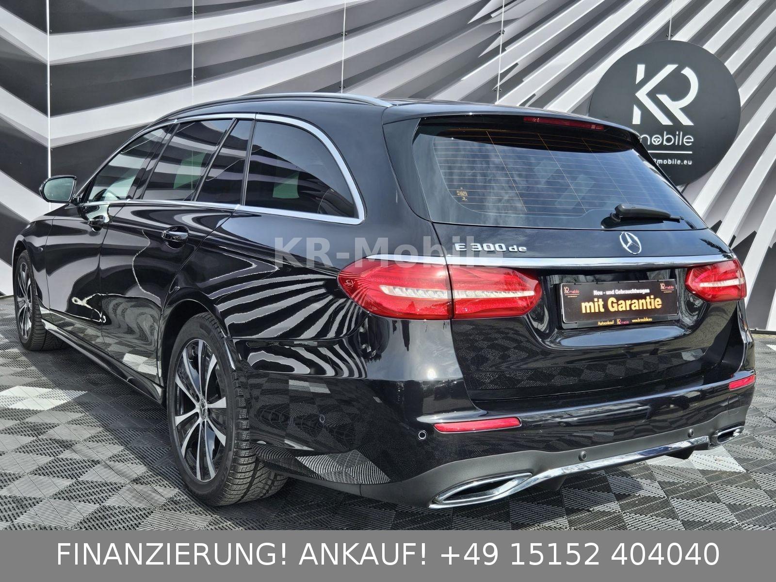MERCEDES-BENZ E 300 E T-MODELL E 300 DE / AMG / 130000KM | 194 ch | BVA | HAYON ÉLECTRIQUE | PACK SPORT | RÉGLAGE ÉLECTRIQUE DES SIÈGES AVEC FONCTION MÉMOIRE