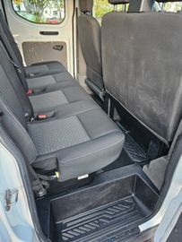 Ford Transit - 12