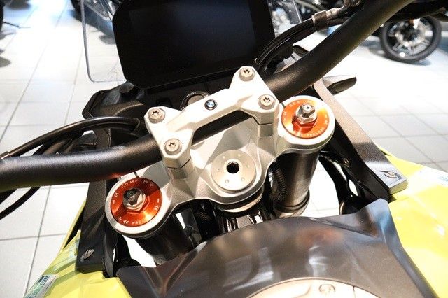 Fahrzeugabbildung BMW F900GS mit Enduro Paket