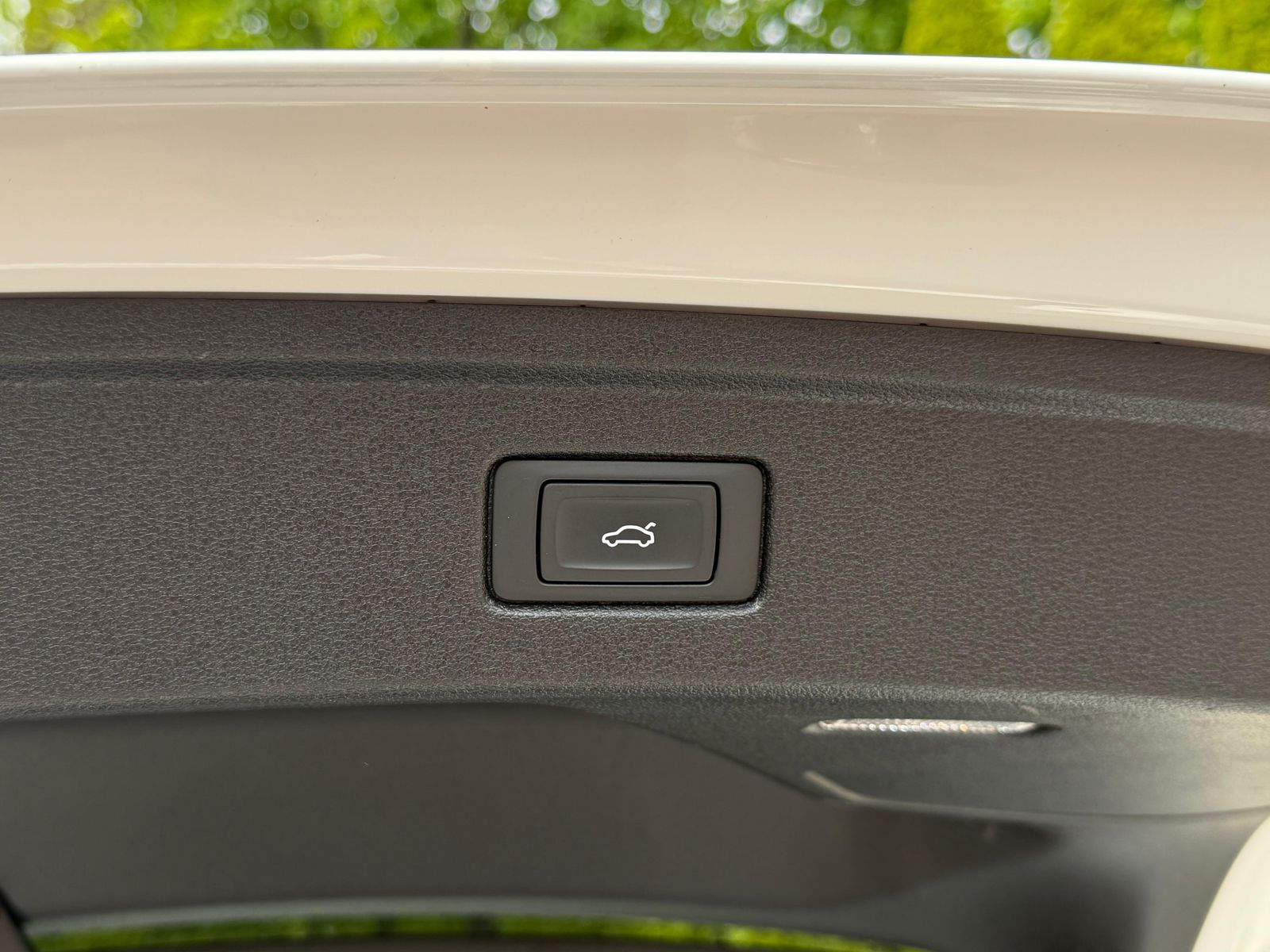 Fahrzeugabbildung Audi A5 Sportback 35 TDI S Line LED+NAV+ACC+SHZ+DAB+