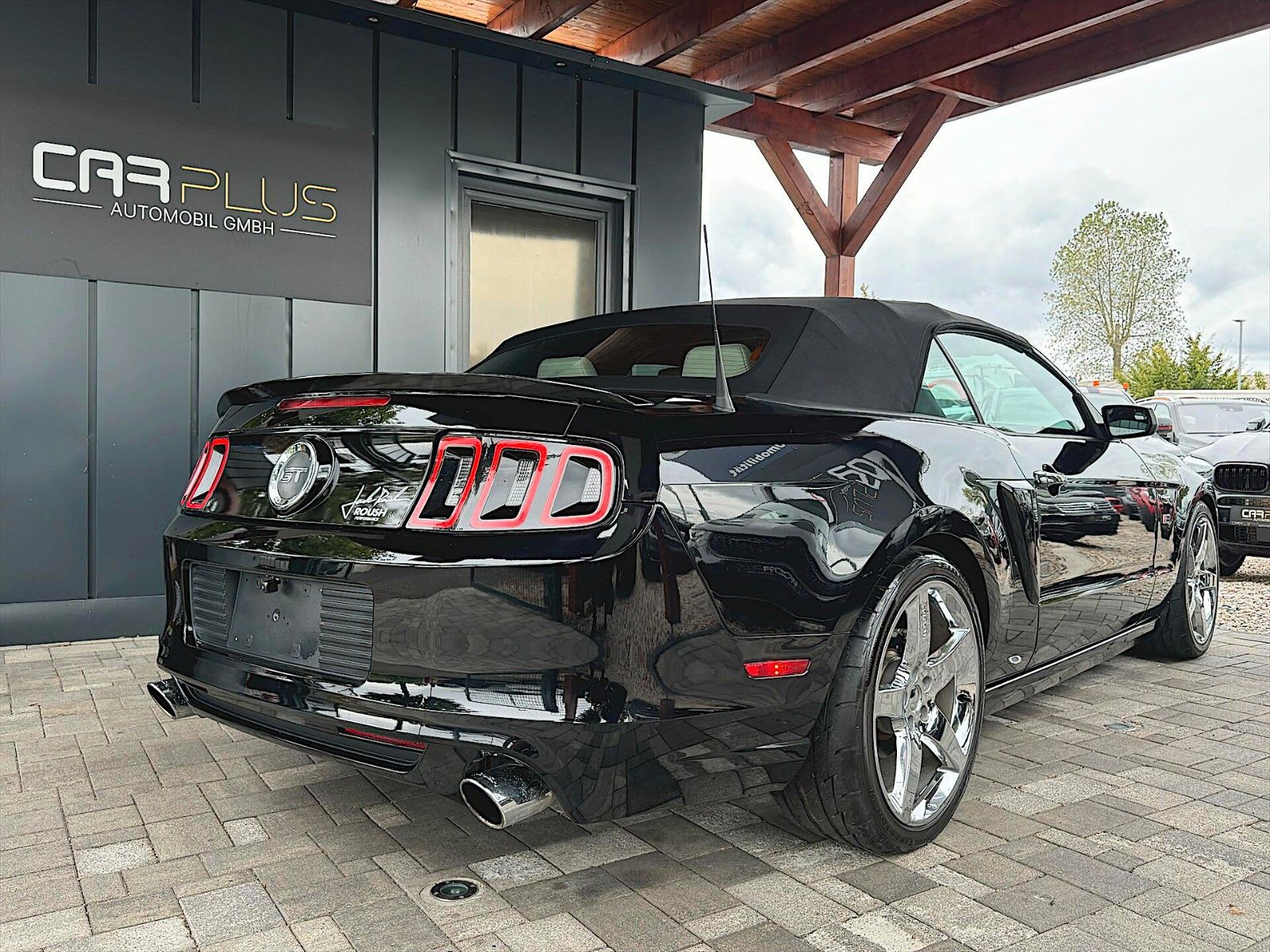 Fahrzeugabbildung Ford Mustang 5.0 V8 GT ROUSH Performance Package LED