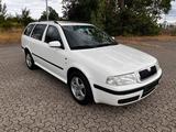 Skoda Octavia Kombi 1.6 - gebrauchte Skoda Octavia aus dem Jahr 2001