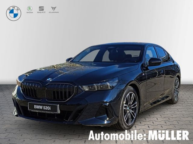 BMW 520 i Limousine M Sport Navi Klima AHK HuD RFK B