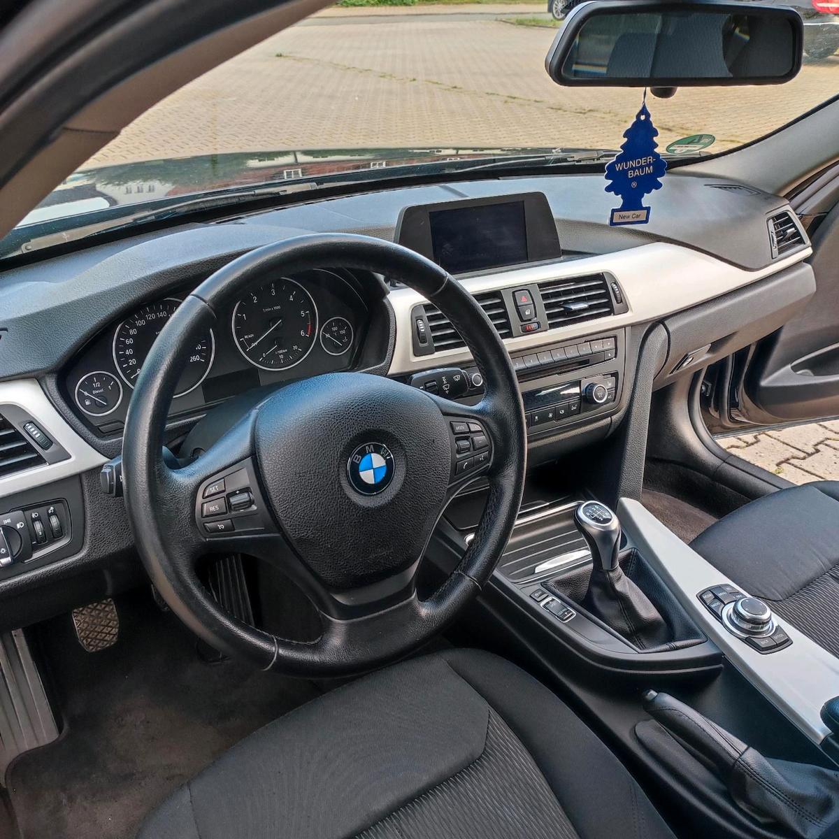 BMW 316 2013 — engine