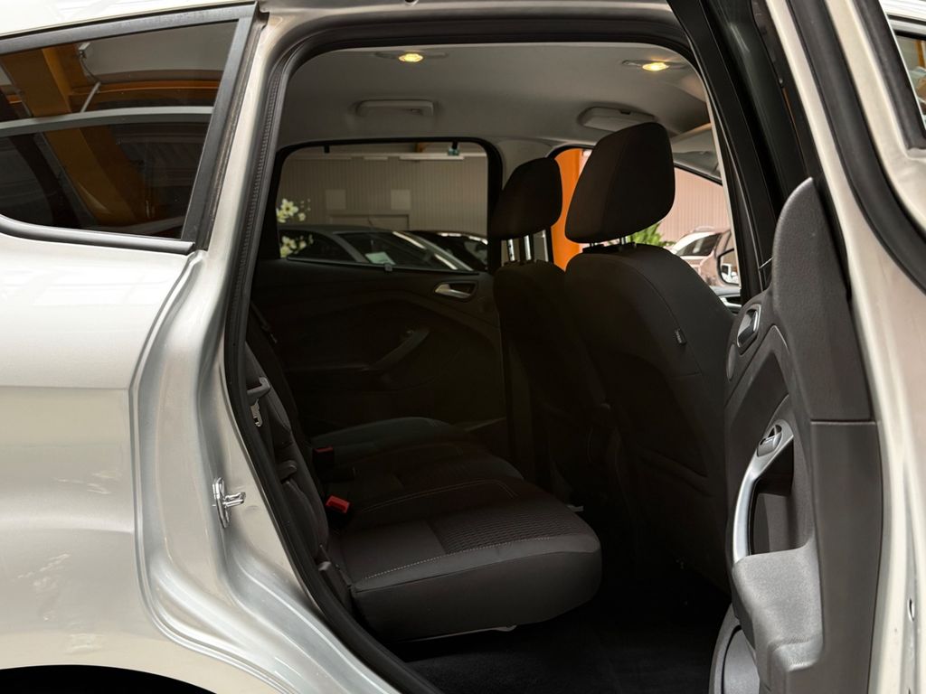 FORD C-Max Cool & Connect|Navi|AppleCar|SHZ|LHZ|Allwe FORD C-Max Cool & Connect|Navi|AppleCar|SHZ|LHZ|Allwe