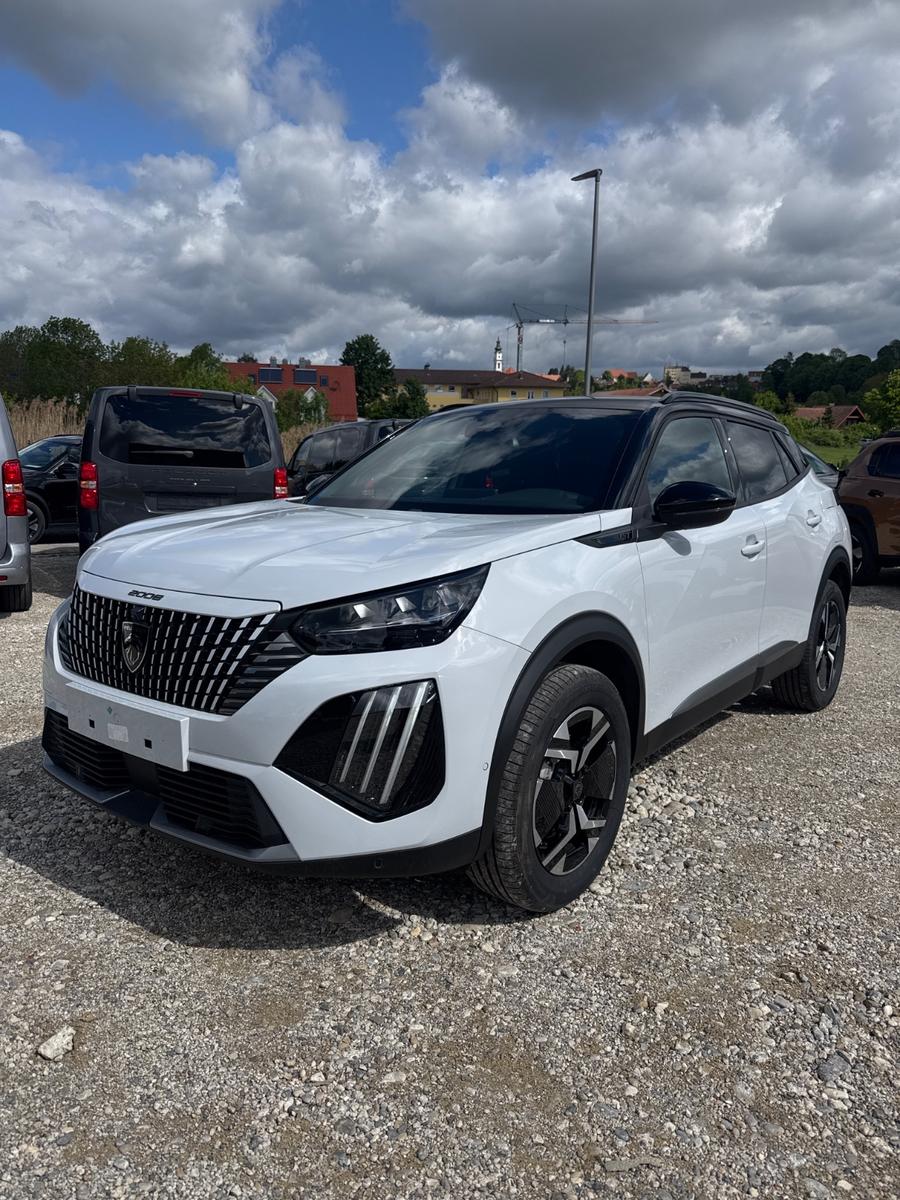 Peugeot 2008 Hybrid 145 GT, ACC, Navi