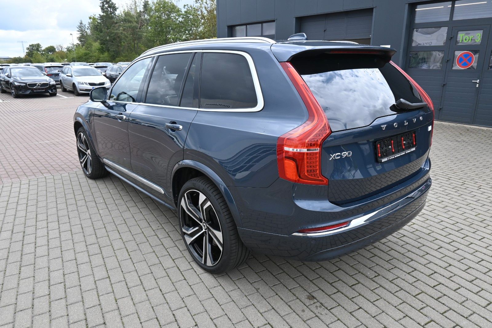 Fahrzeugabbildung Volvo XC90 T8 Ultimate Bright PHEV *AHK*MASS*B&W*LUFT*