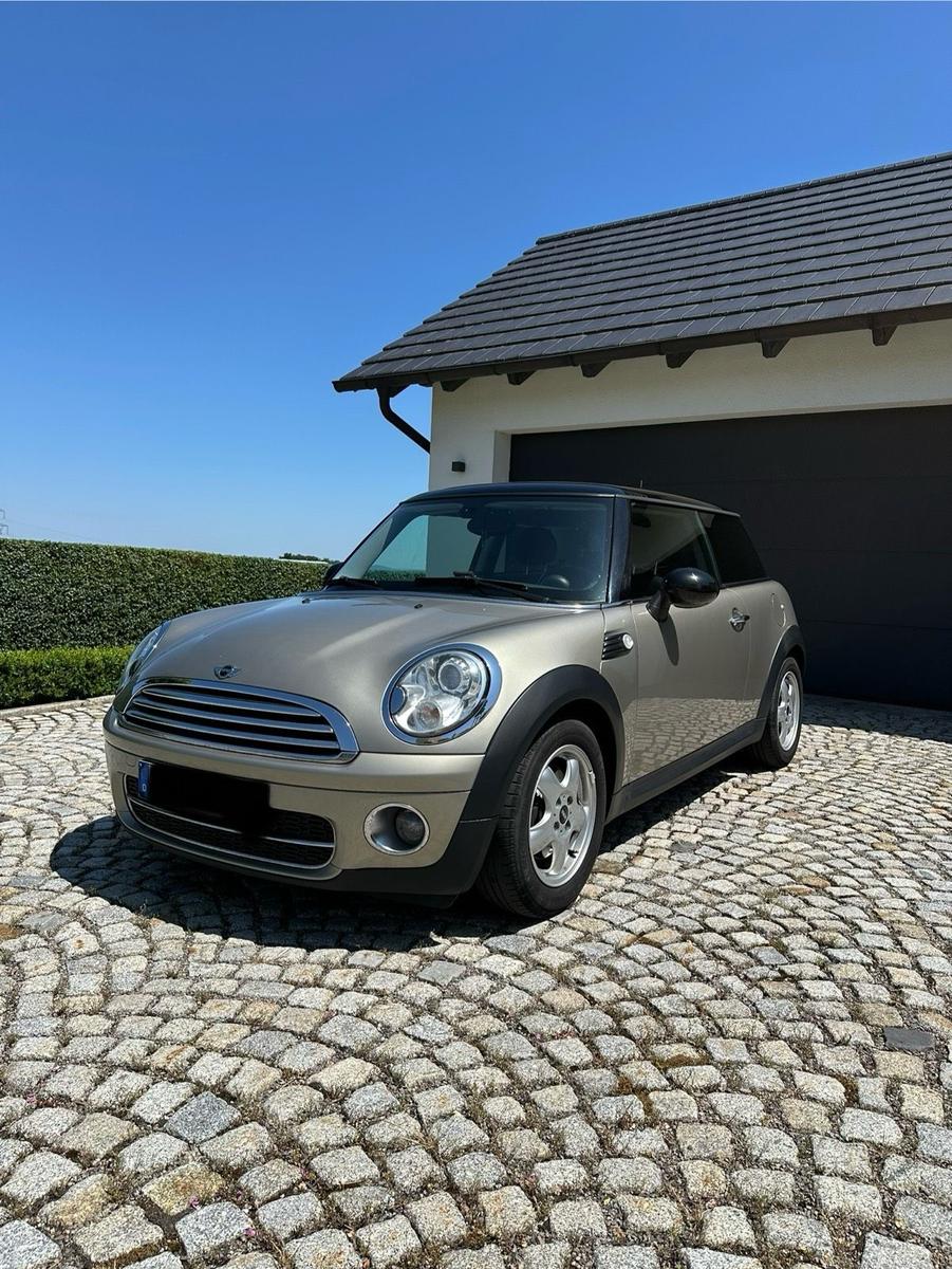 MINI Cooper D