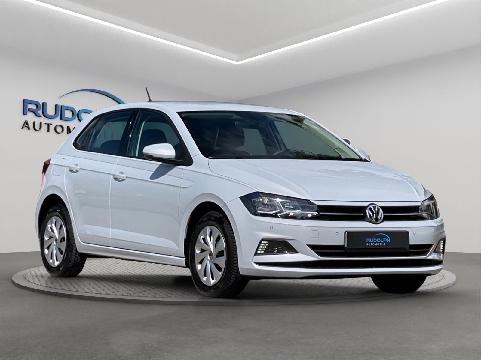 VW Polo VI COMFORTLINE SITZHEIZ.SCHECKHEFT GARANTIE