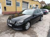 Mercedes-Benz E 220 T-Modell E 220 CDI BlueEfficiency - Mercedes-Benz E 220: Cdi T Modell