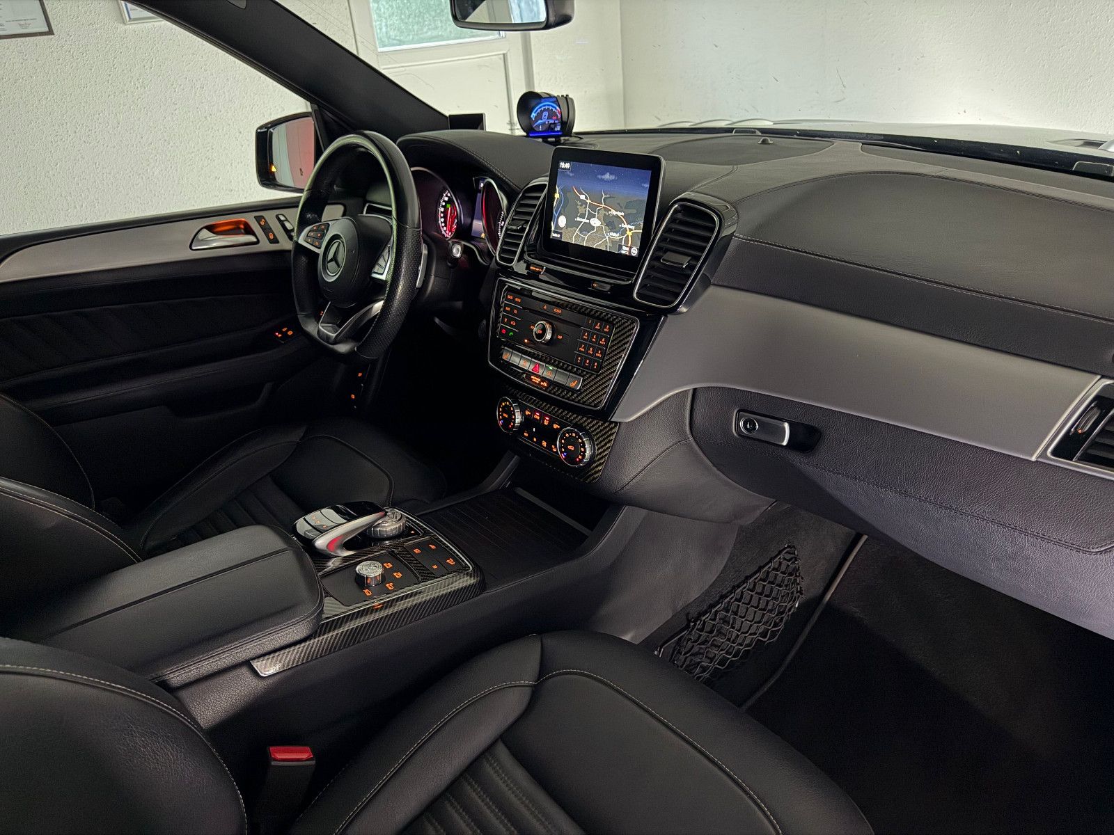 Fahrzeugabbildung Mercedes-Benz GLS 350 d 4Matic AMG-LINE/PANO/AHK/DAB/7-SITZER
