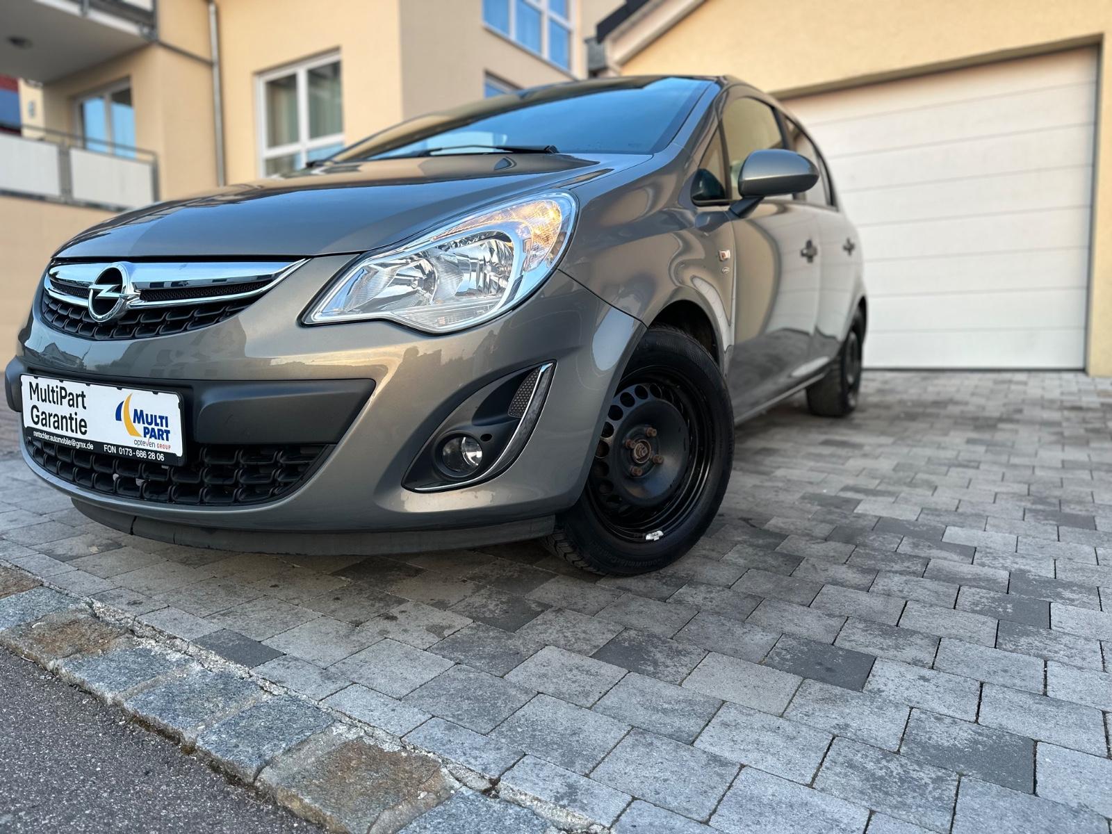 Opel Corsa D Satellite