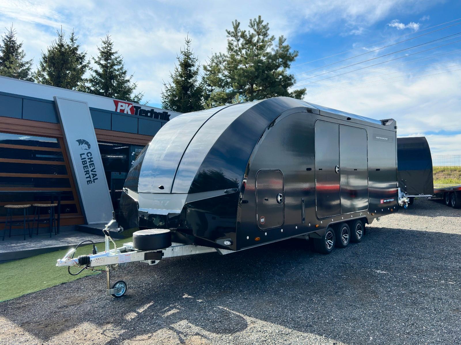 Brian James RT 7, EXTRA HOCH, 550x230x212, SCHWARZ