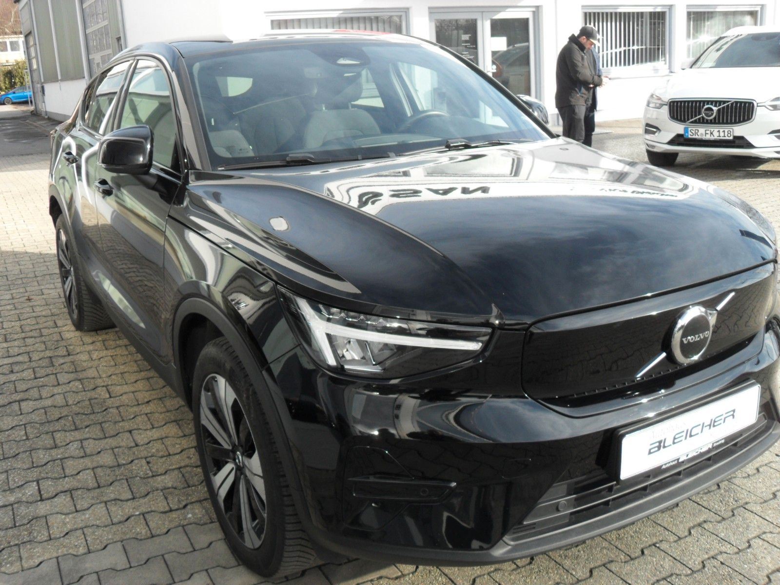 Fahrzeugabbildung Volvo C40 Core Recharge Pure Electric 2WD