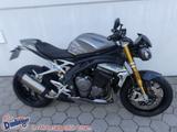 Triumph Speed Triple 1200 RS + viel Zubehör - TRIUMPH RS