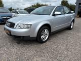 Audi A4 2.0 multitronic Automatik - Audi A4 aus 2001: 2.0