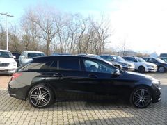 Fahrzeugabbildung Mercedes-Benz CLA 250 Shooting Brake AMG Line LED*NAV*GRA*KAM