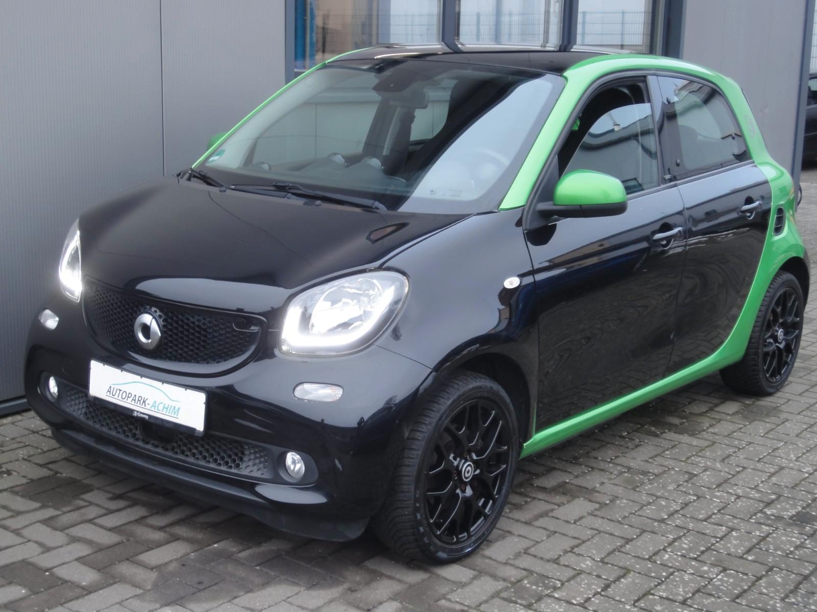 Smart ForFour 60kW electric drive Batterie NAVI APP SH