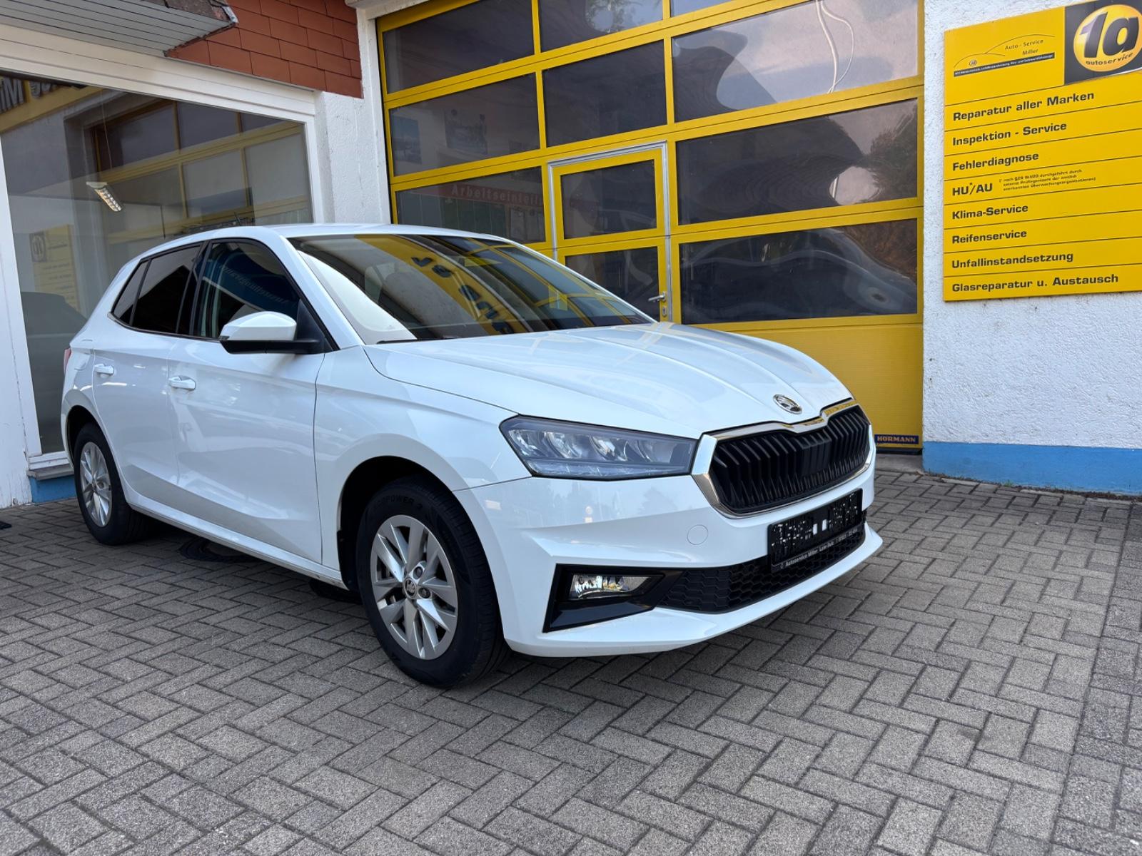 Skoda Fabia 1. HAND AUTOMATIK NAVI LED SITZHEIZUNG DAB