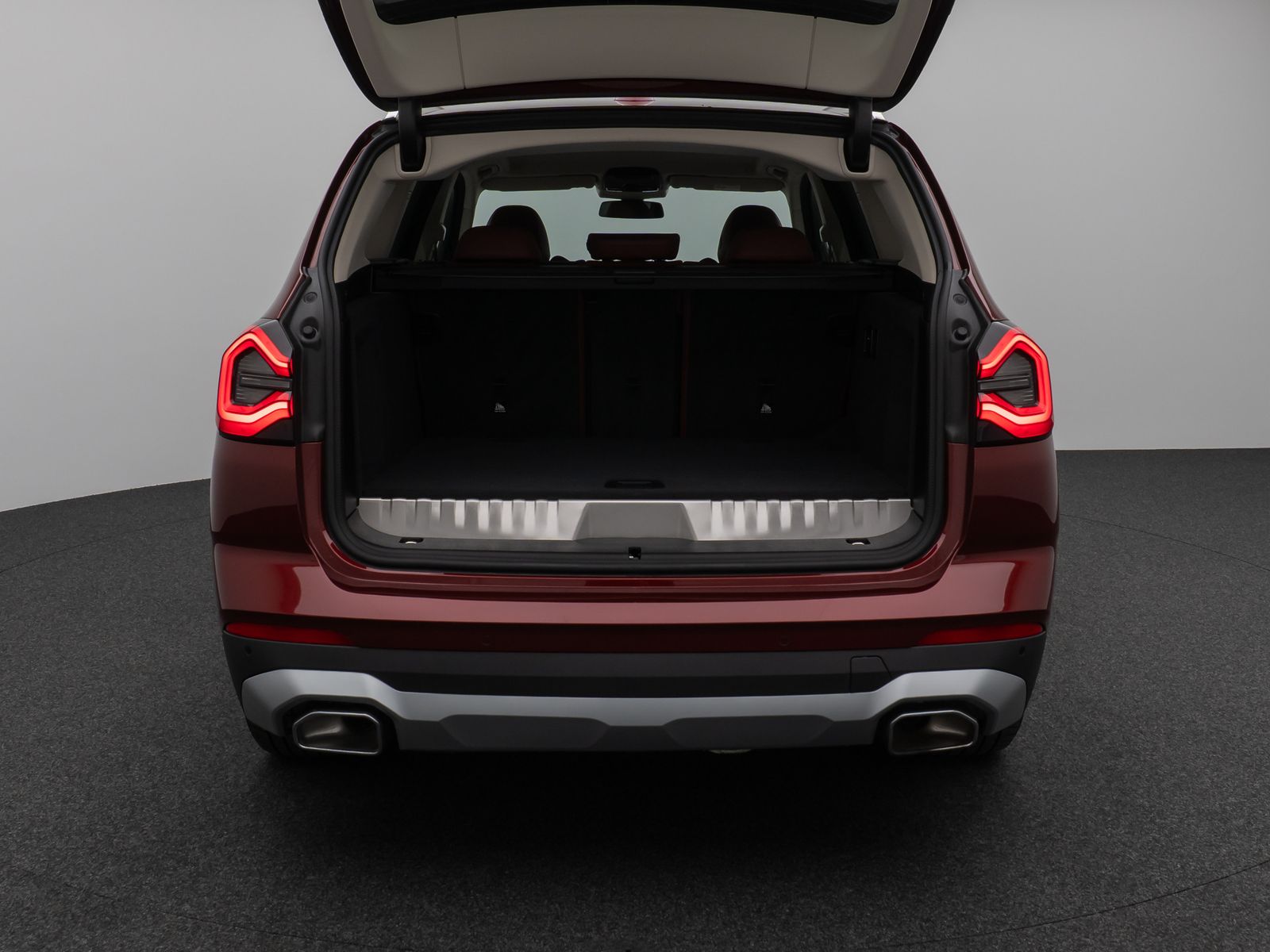 Fahrzeugabbildung BMW X3 xD30e Laser 360° HUD DAB HiFi Komfort Sport