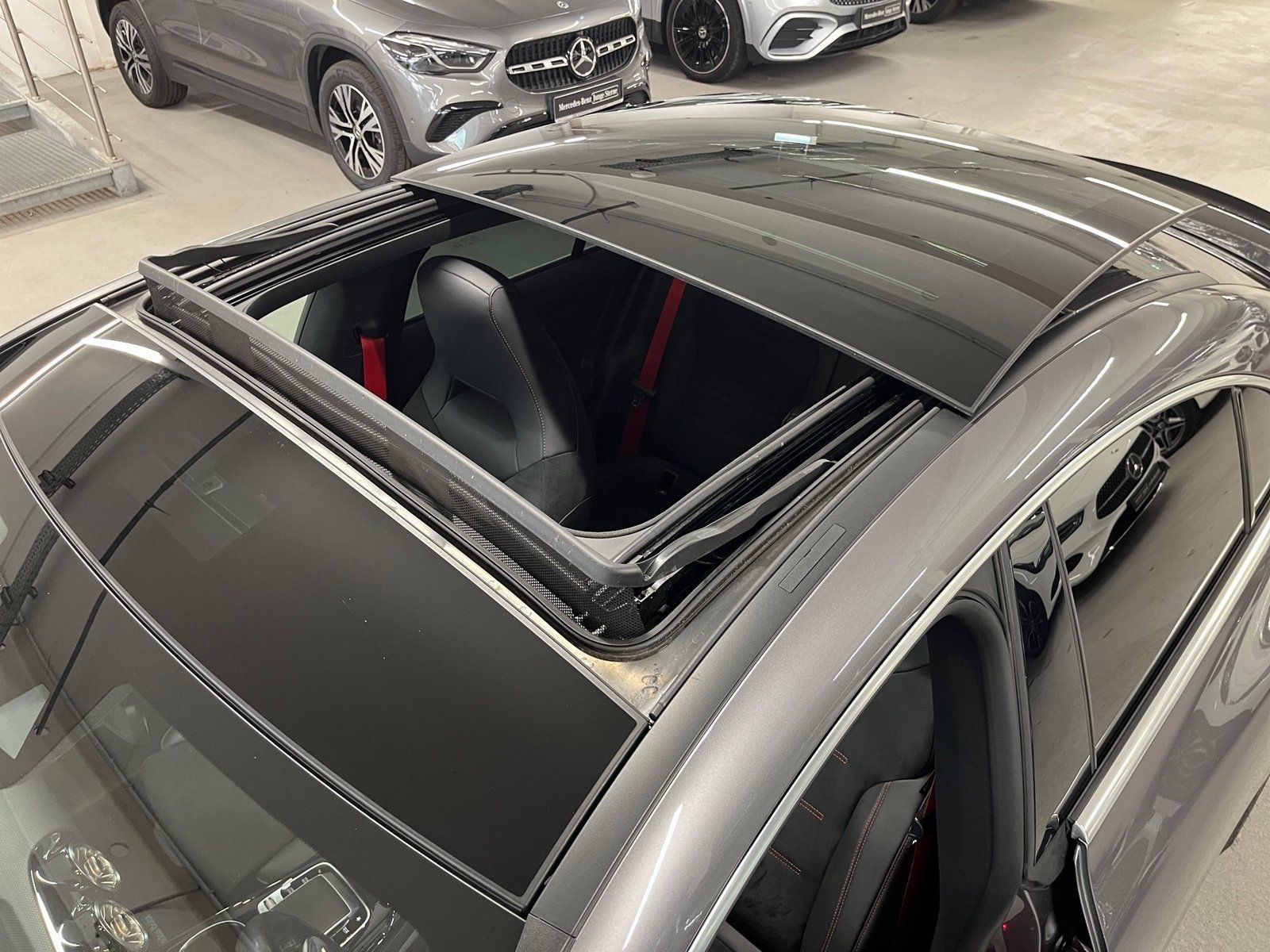 Fahrzeugabbildung Mercedes-Benz CLA 35 AMG 4M*Pano*Burmester*Distro*360*MLB*Ride