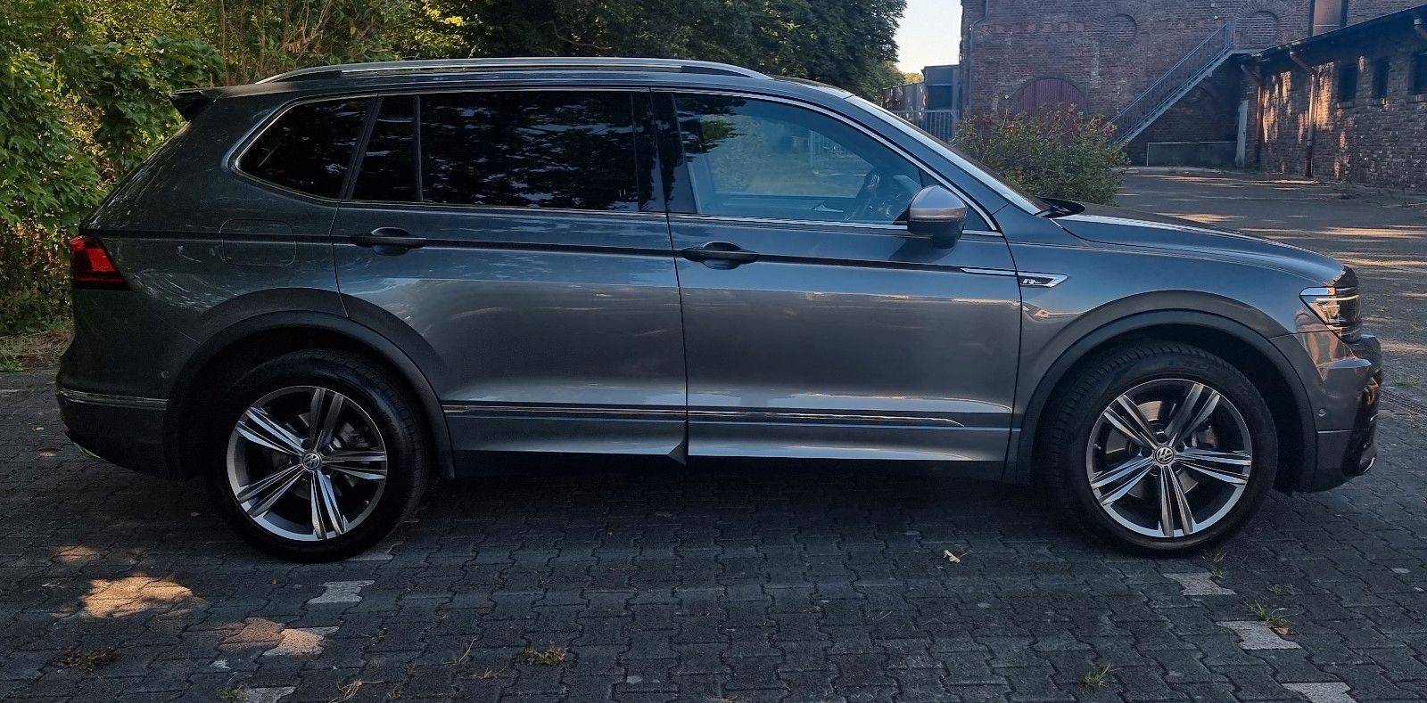 Volkswagen Tiguan Allspace Highline 4Motion-R-LINE-PANORAMA foto 4