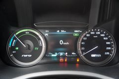 Fahrzeugabbildung Kia Niro Spirit Plug-in Hybrid Schiebedach Leder ACC