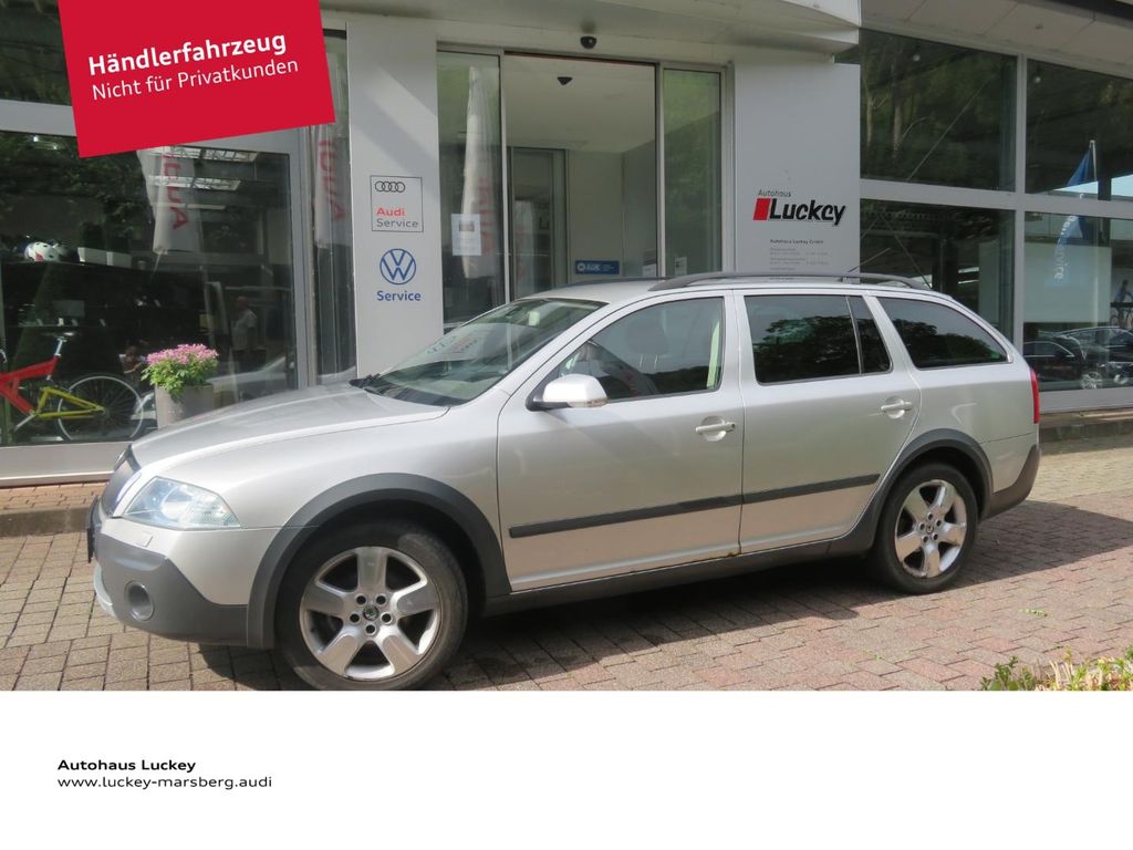 SKODA Octavia 4 X 4 2.0TDI 4X4 OCTAVIA SCOUT AHK GRA P (Fahrzeug-Nummer 430370916)