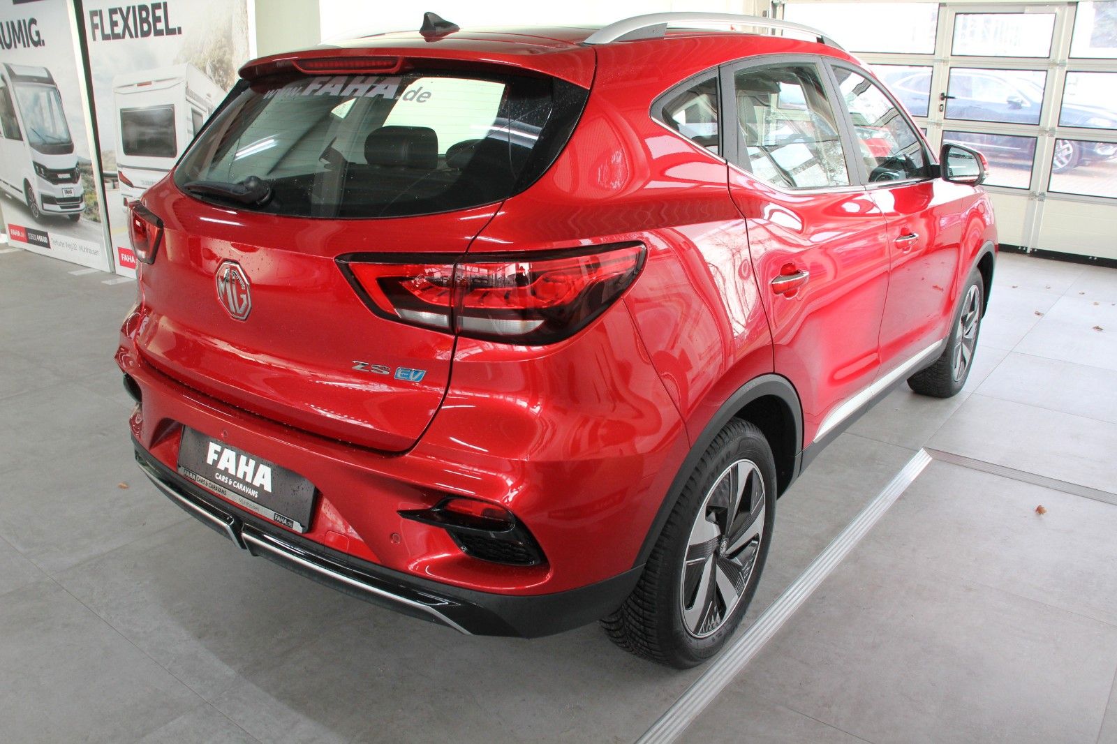 Fahrzeugabbildung MG ZS EV Luxury Standard