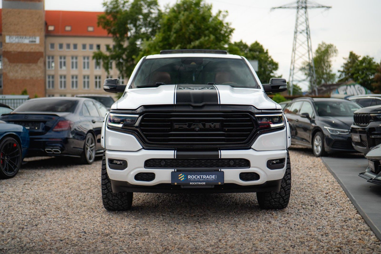 Fahrzeugabbildung Dodge RAM 5.7 V8 HEMI 4x4 LIMITED LONGHORN 100%Options