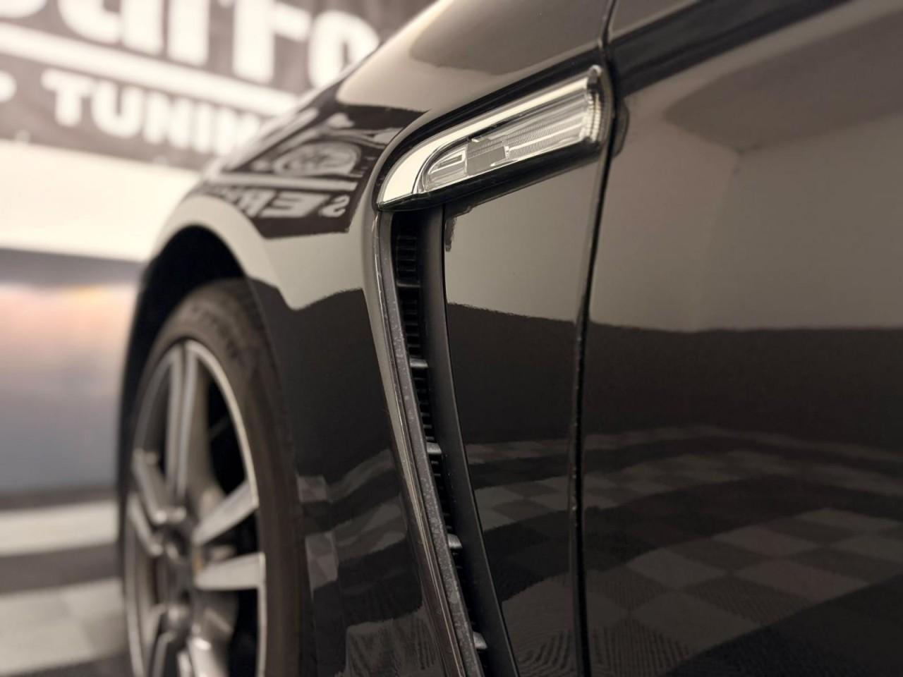 PORSCHE PANAMERA 3.6 V6 299 ch 4X4 BVA - TOIT PANORAMIQUE - SUSPENSION PNEUMATIQUE - CAMERA DE RECUL