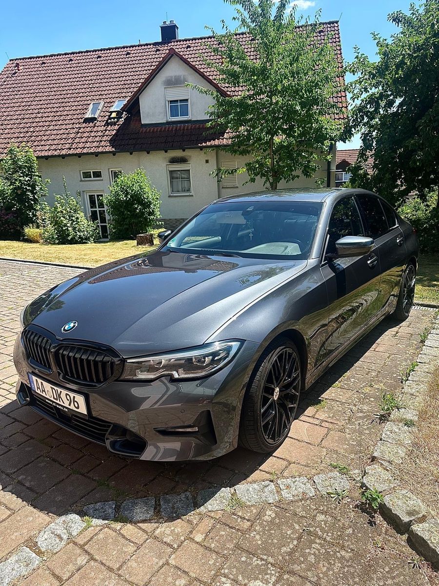 BMW 330i Sport Line Automatic Sport Line