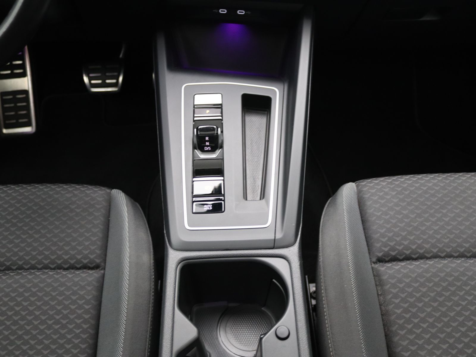 Volkswagen Golf - Bild 11