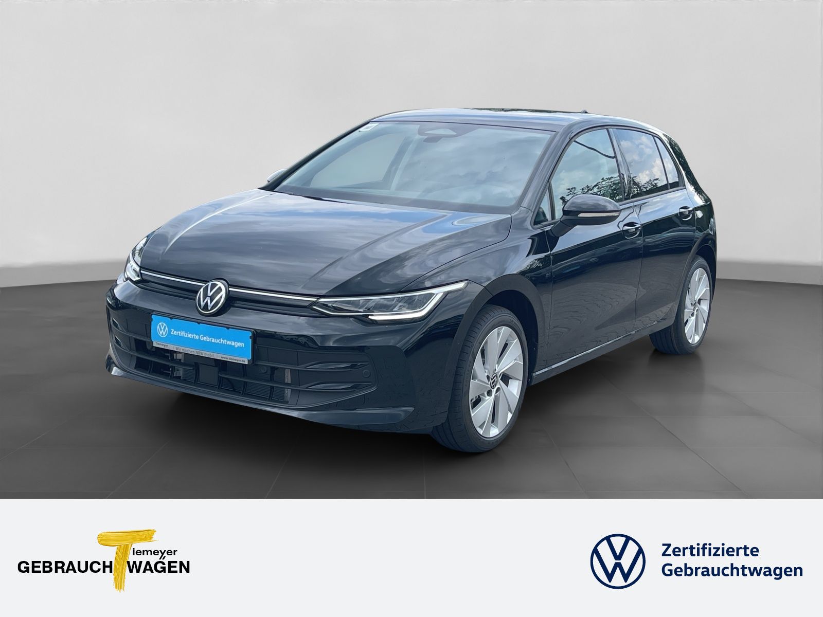 Volkswagen Golf - 1