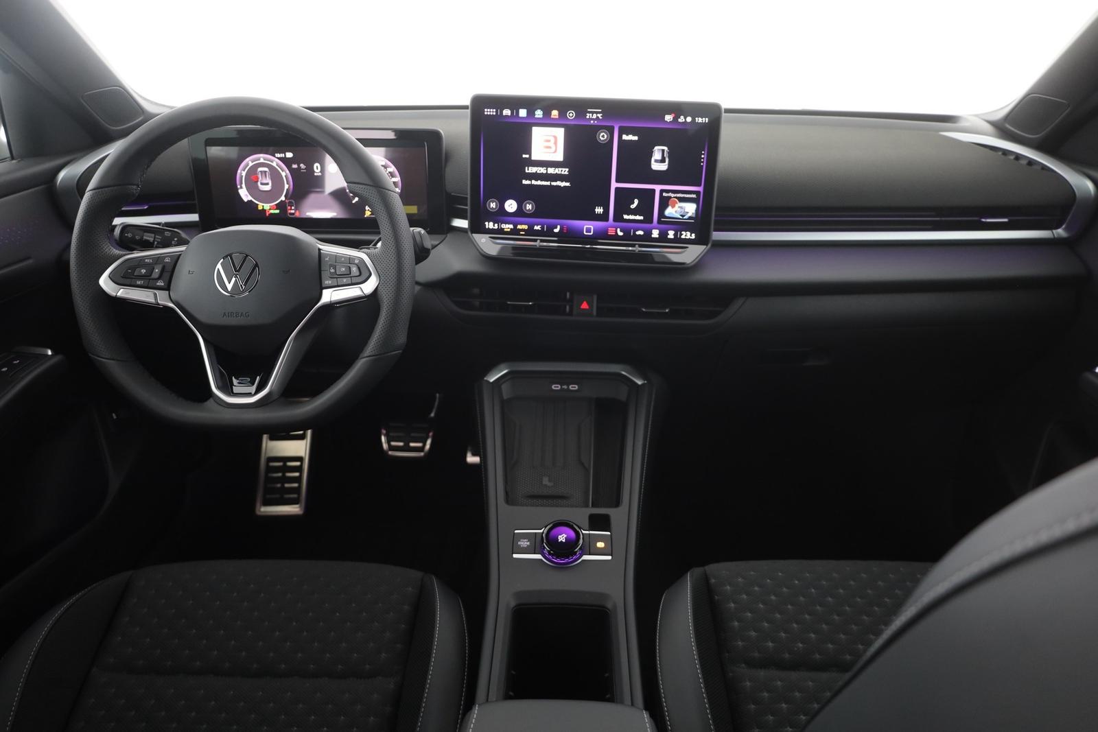 Volkswagen T-Roc R-Line 1.5 eTSI DSG n.Modell LED ACC AHK
