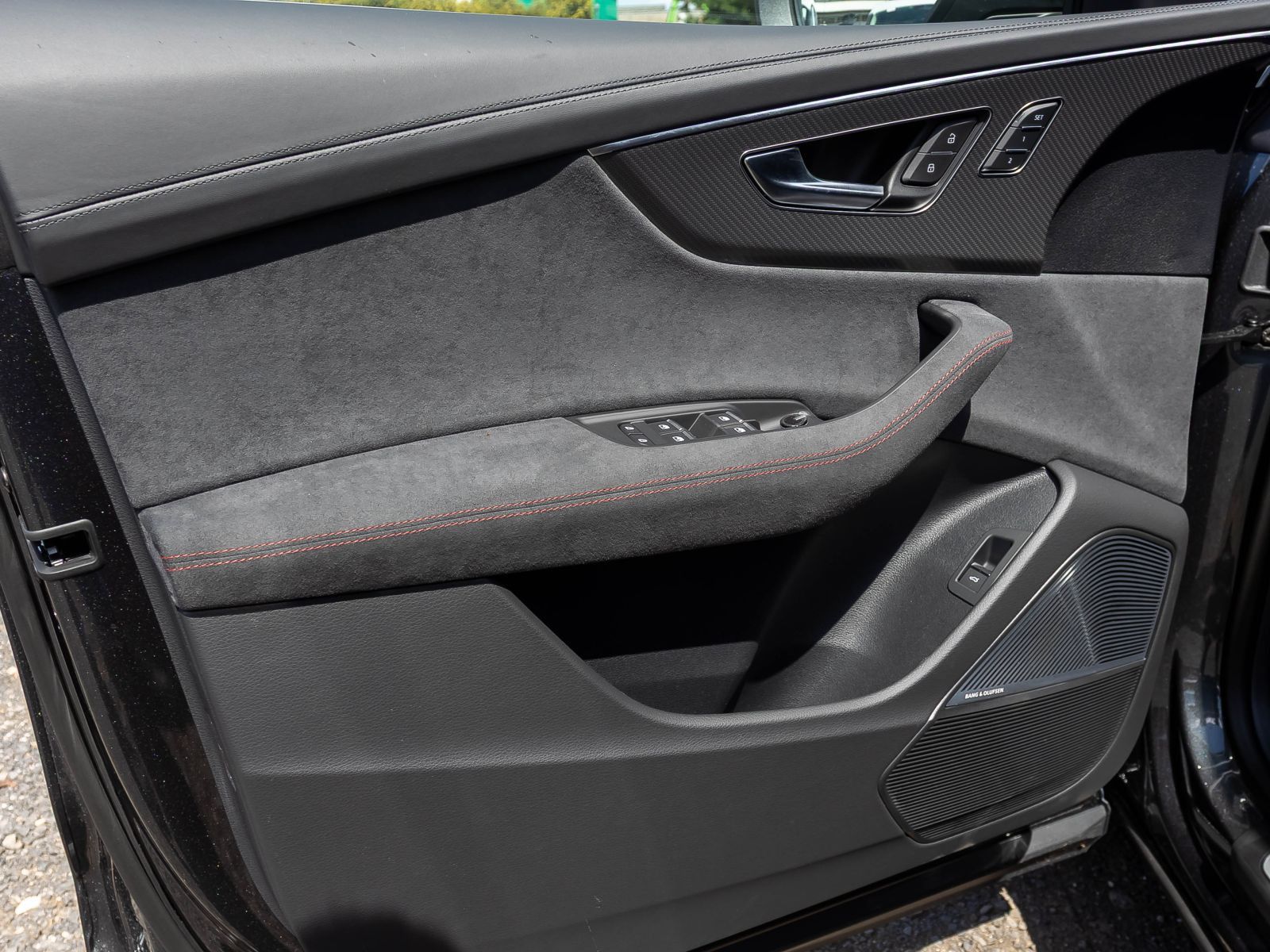 Audi RSQ8 - Bild 11