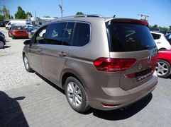 Fahrzeugabbildung Volkswagen Touran Highline BMT/Start-Stopp DSG **LED / NAVI