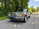 Mercedes-Benz W124 250 D Oldtimer H-Zulass... - Mercedes-Benz 250: D W124