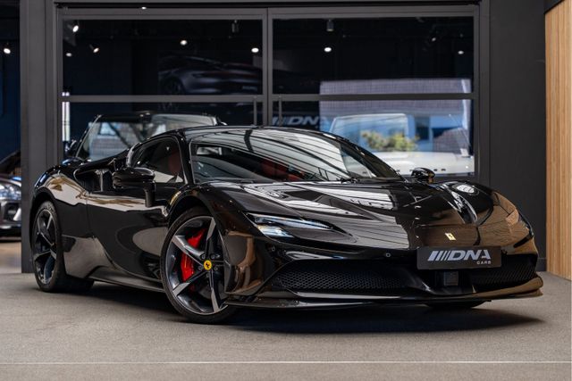 FERRARI SF90