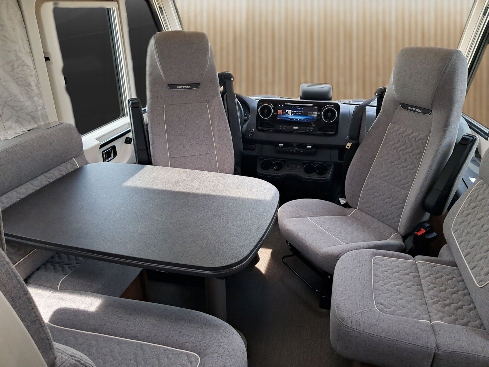 Fahrzeugabbildung Carthago C2-tourer I 145 RB LE comfort Navi, TV, Markise