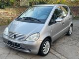 Mercedes-Benz A 160 NUR 85000KM TÜV NEU AUTOMATIK KLIMA - gebrauchte Mercedes-Benz A 160 aus dem Jahr 2000