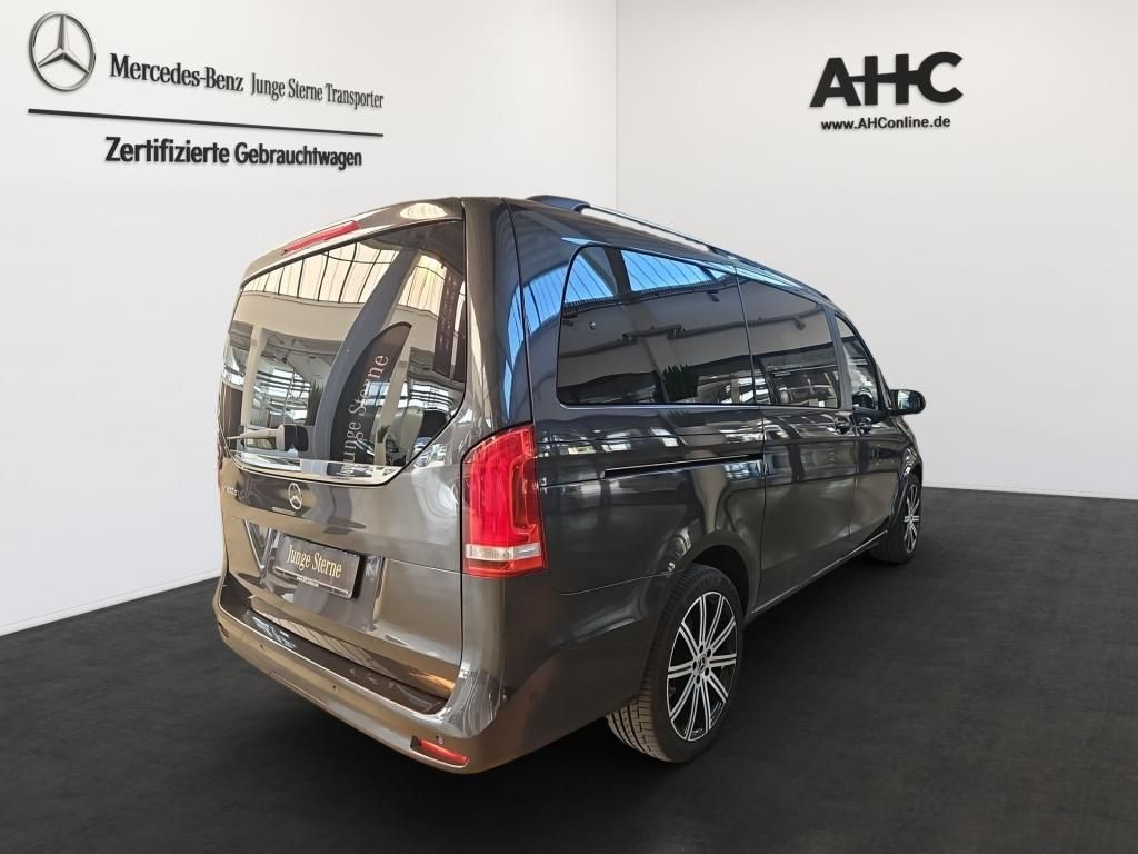 Fahrzeugabbildung Mercedes-Benz V 300 ED lang 7 Sitze Sound 19'' LED AHK 10''MBU