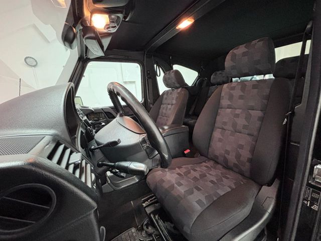 Mercedes-Benz G 320