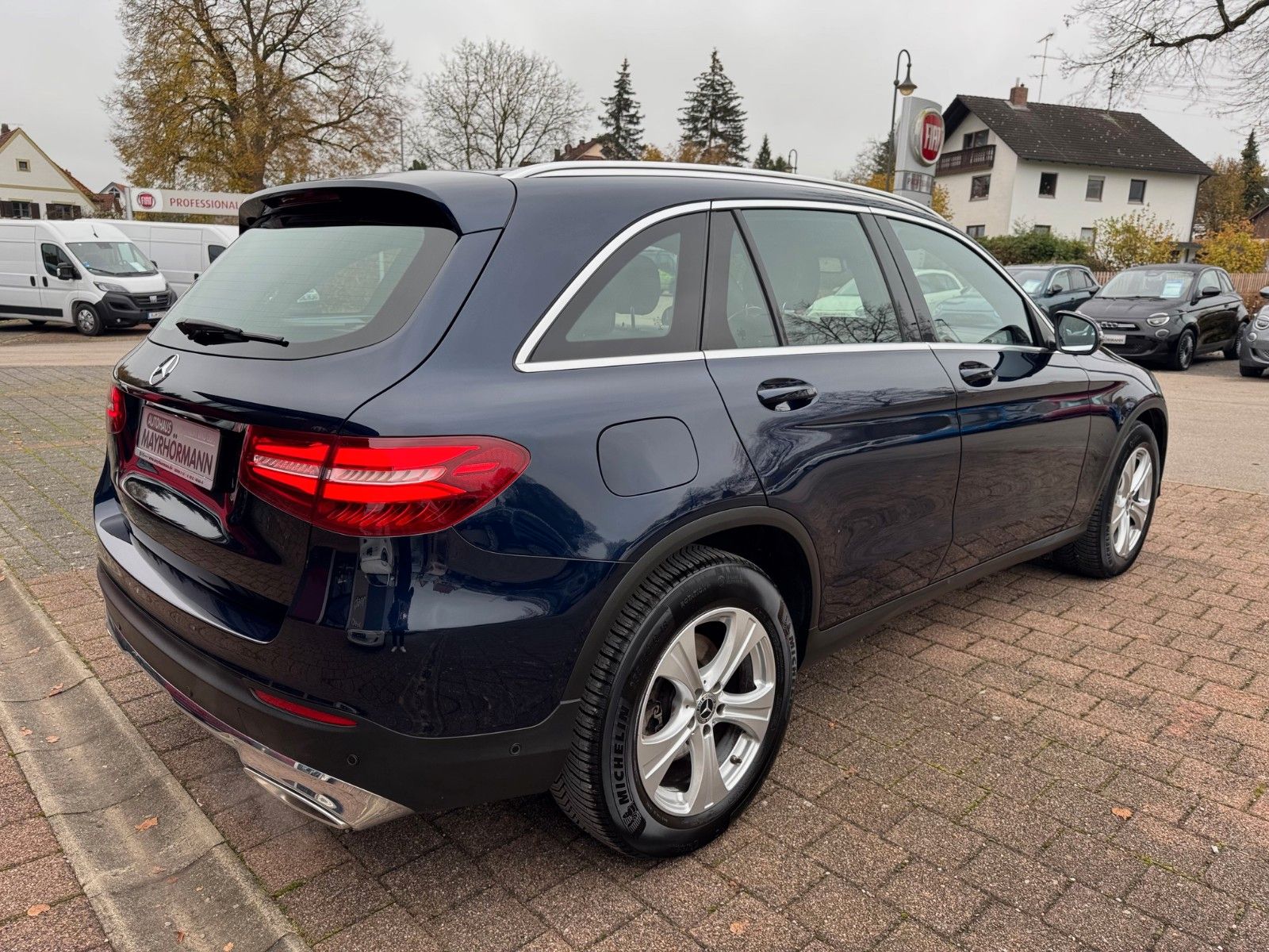 Fahrzeugabbildung Mercedes-Benz GLC 250 EXCLUSIVE 4MATIC NAVI  360° ACC SITZHEIZ